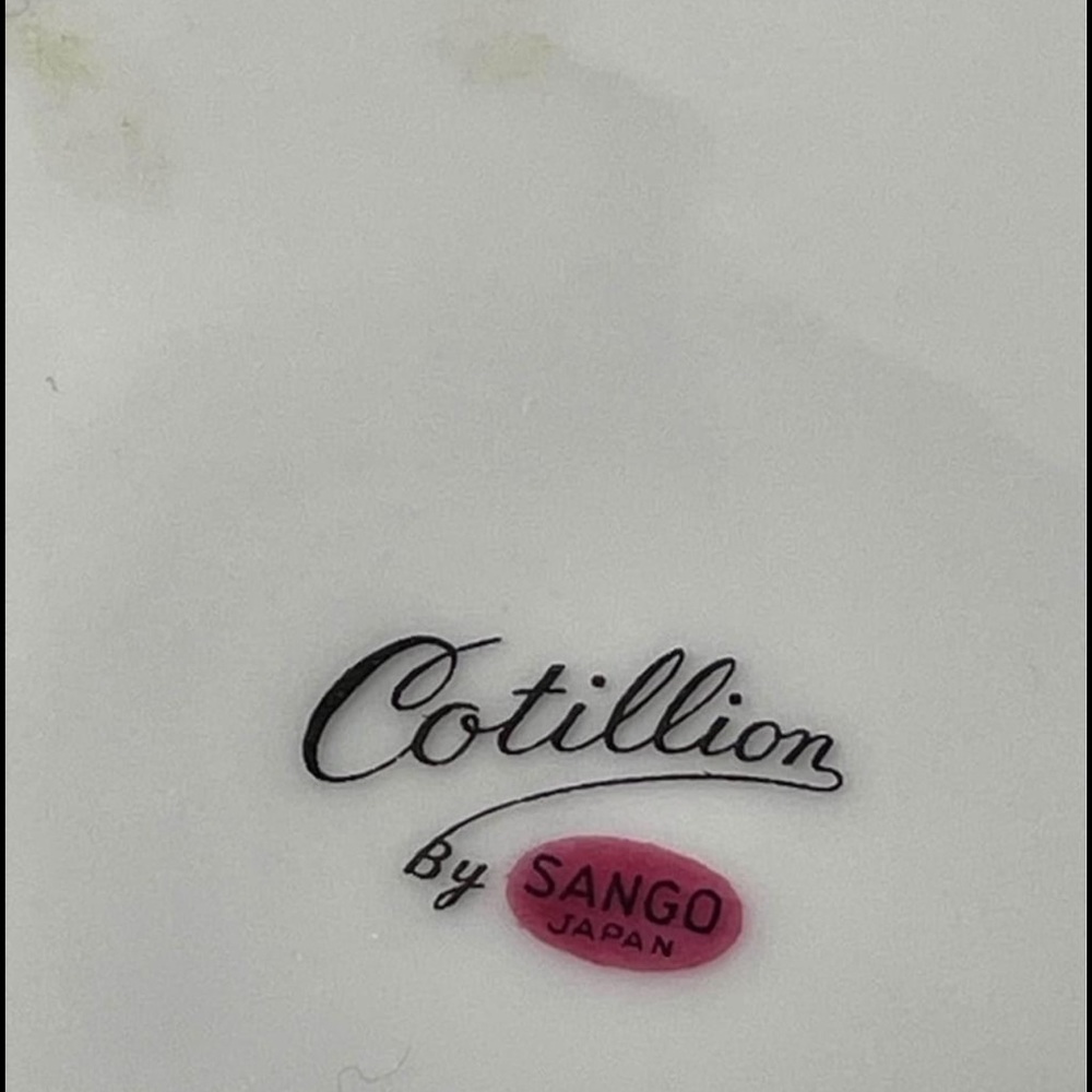 Vintage Cotillion by Sango Japan 9” Serving bowl - Picture 4 of 8